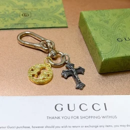 gucci key holder and boucle de sac s_12b1577